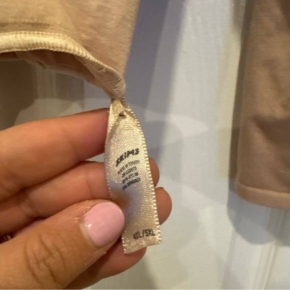 SKIMS TAN LONG SLEEVE THONG BODYSUIT SIZE 4XL/5XL - Picture 3 of 5